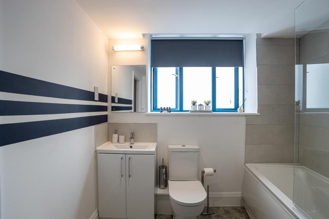 Elegant Fresh Spacious Two Bed Apartment - Juliet Balcony - Sea, Marina, Harbour Views, English Riviera Clock Tower Торки Екстериор снимка