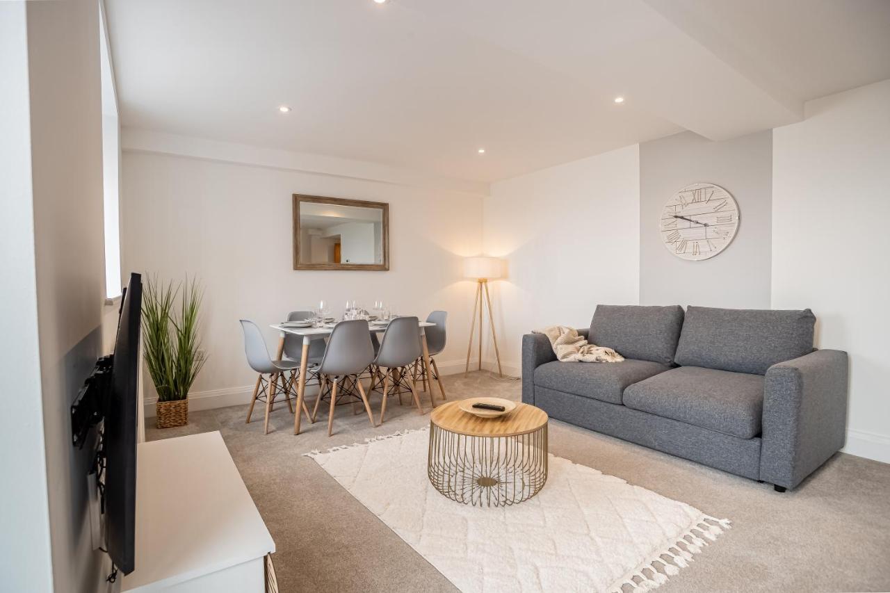 Elegant Fresh Spacious Two Bed Apartment - Juliet Balcony - Sea, Marina, Harbour Views, English Riviera Clock Tower Торки Екстериор снимка